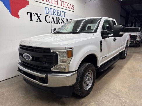 Used 2022 Ford F250 XL w/ Power Equipment Group AWD/4WD image 1