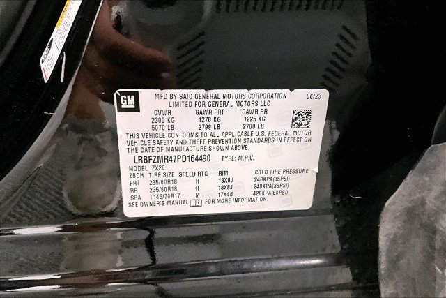 Used 2023 Buick Envision Preferred AWD/4WD image 39