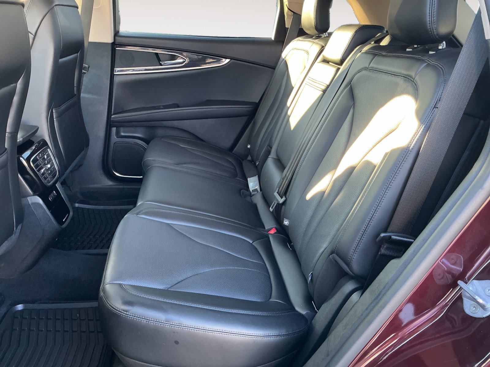 Certified 2023 Lincoln Nautilus Reserve AWD/4WD image 13