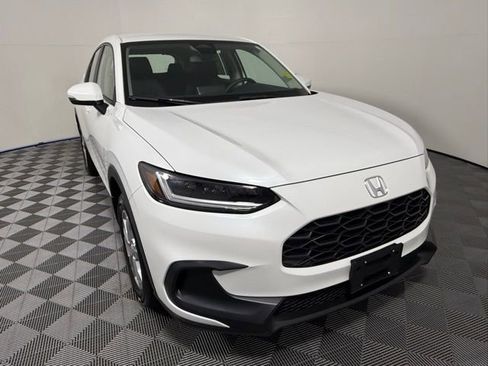 Used 2023 Honda HR-V LX image 8