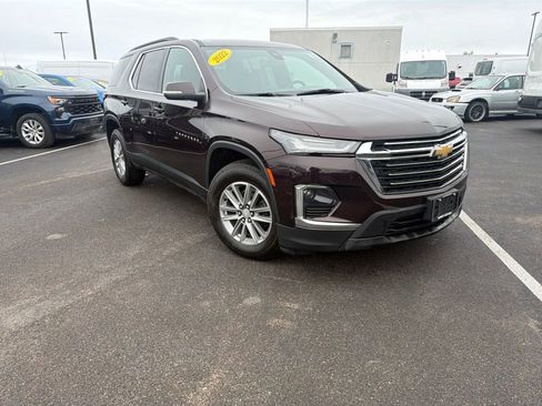 Used 2022 Chevrolet Traverse LT AWD/4WD image 1