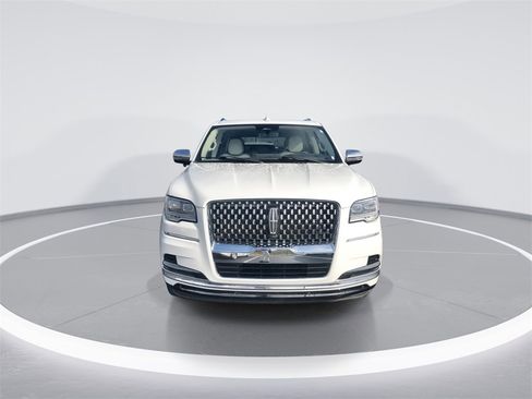 Used 2024 Lincoln Navigator L Black Label image 3