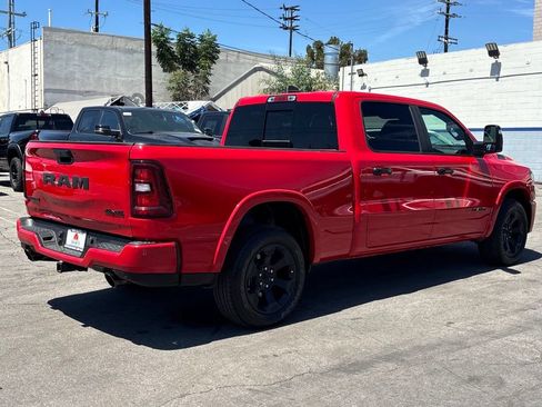 Used 2025 RAM 1500 Big Horn AWD/4WD image 4