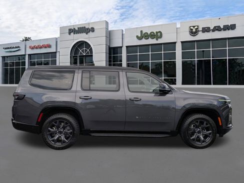 New 2026 Jeep Grand Wagoneer 4WD image 2