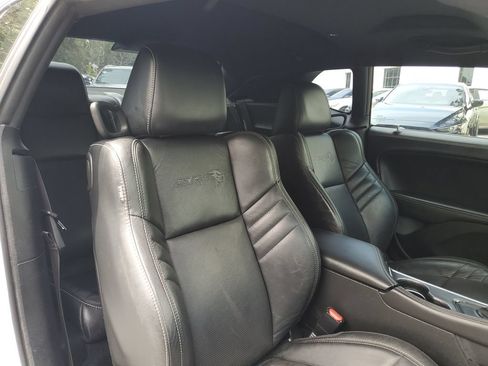 Used 2020 Dodge Challenger SRT Hellcat w/ Plus Package RWD image 15