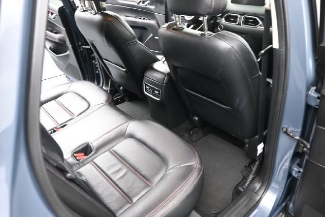 Certified 2024 MAZDA CX-5 Carbon Edition AWD/4WD image 17