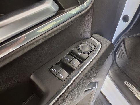 Used 2023 Chevrolet Silverado 1500 LT image 22