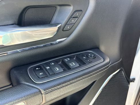 Used 2024 RAM 1500 Laramie RWD image 13