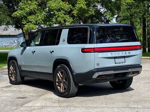 Used 2023 Rivian R1S Adventure Dual AWD/4WD image 5
