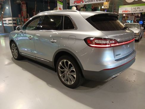 Used 2023 Lincoln Nautilus Reserve AWD/4WD image 15
