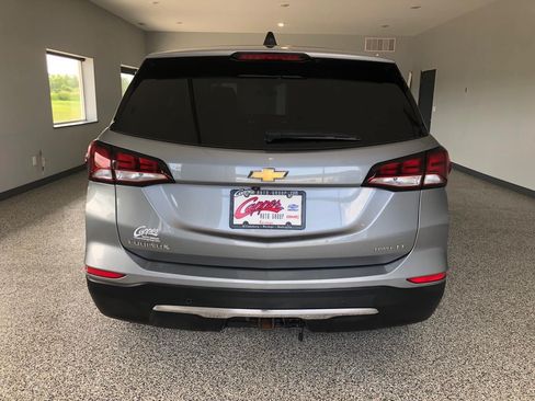 Used 2024 Chevrolet Equinox LT AWD/4WD image 3