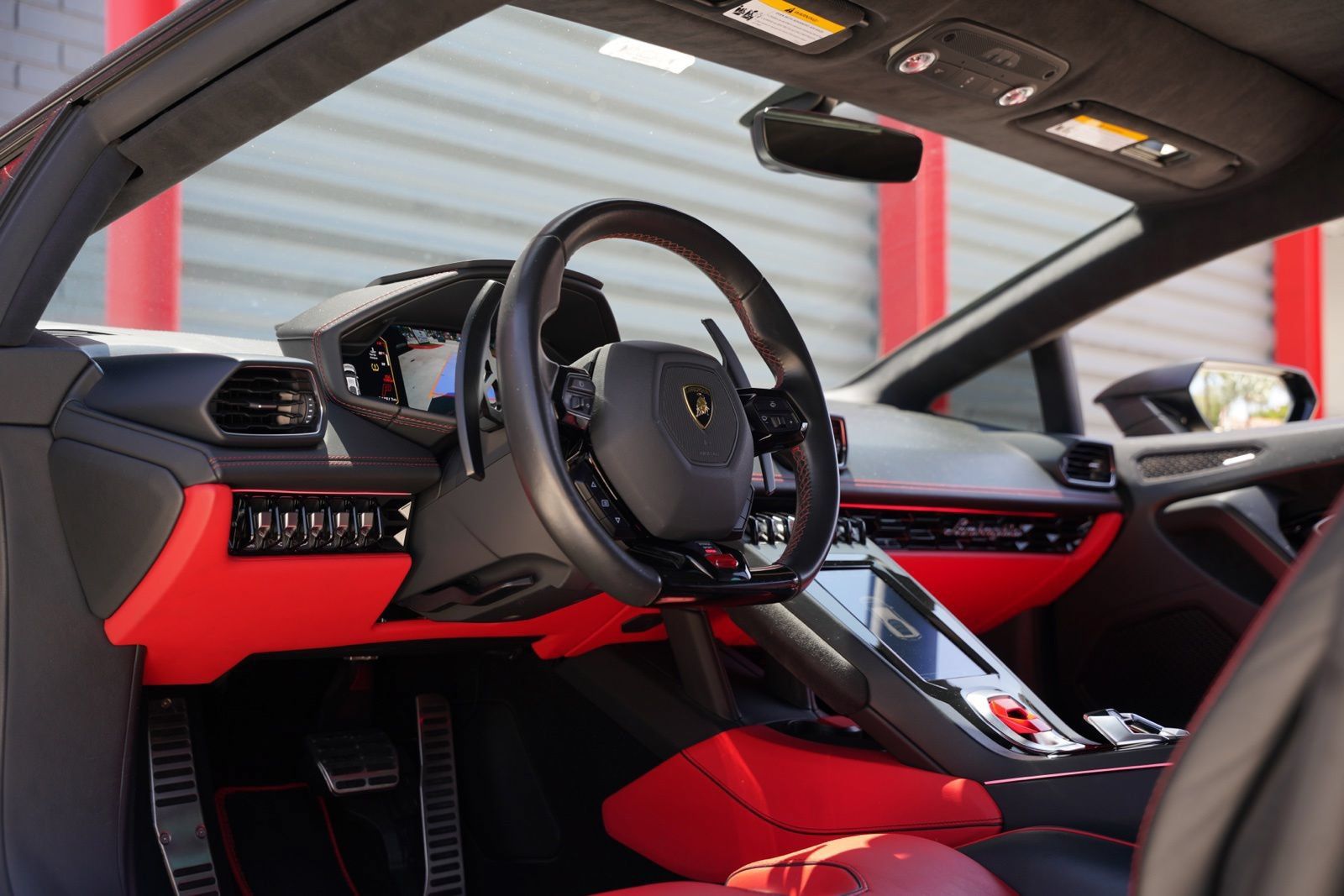 Used 2021 Lamborghini Huracan EVO RWD image 20