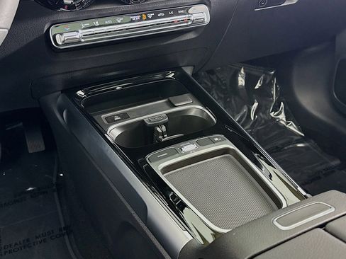 New 2026 Mercedes-Benz GLB 250 image 5