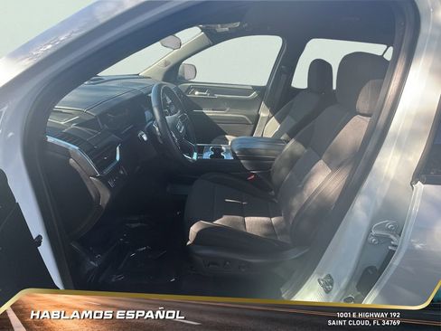 Certified 2025 GMC Acadia Elevation image 11