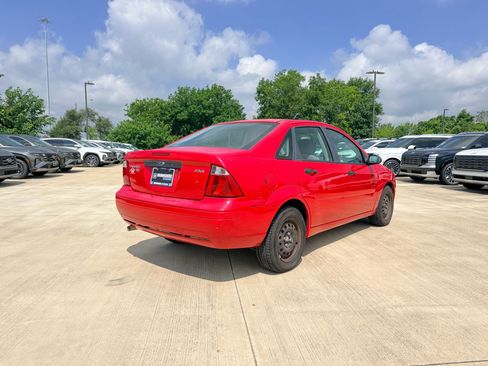 Used 2006 Ford Focus SE FWD image 5