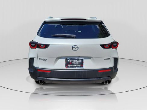 Used 2025 MAZDA CX-50 AWD 2.5 S w/ Preferred Package image 6