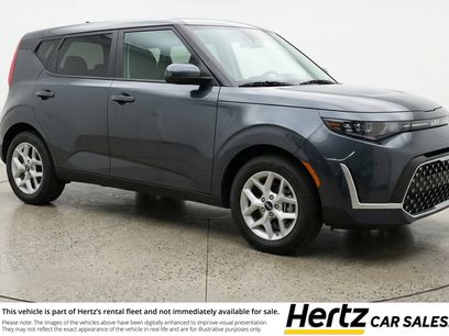 Used 2025 Kia Soul LX w/ LX Technology Package