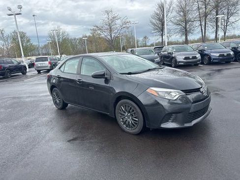 Used 2014 Toyota Corolla LE image 5