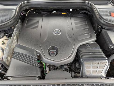 Certified 2024 Mercedes-Benz GLE 450 4MATIC image 23