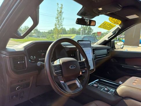 Used 2023 Ford Expedition King Ranch AWD/4WD image 20