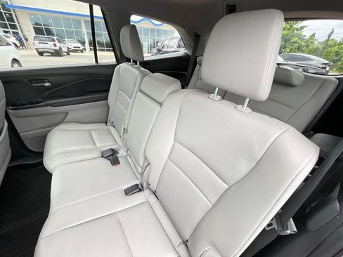 Used 2018 Honda Pilot EX-L image 17