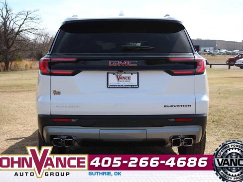 Used 2025 GMC Acadia Elevation image 7