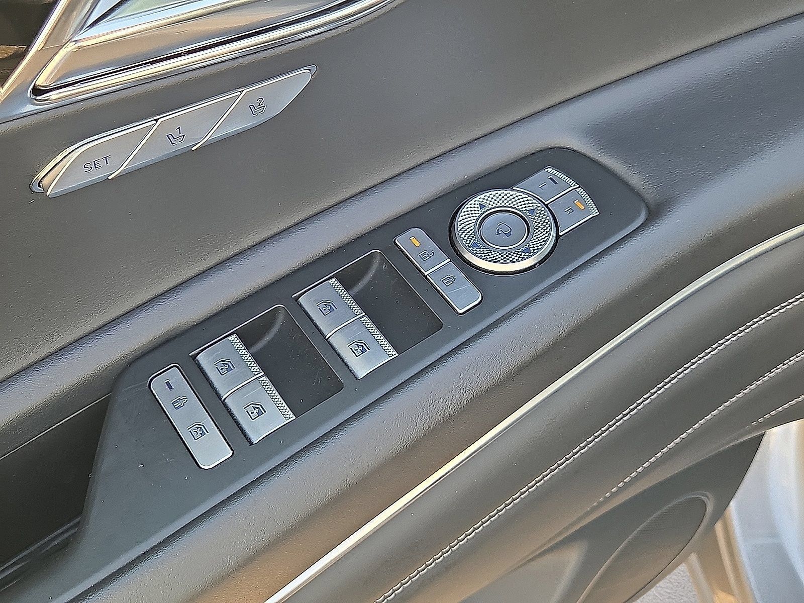Used 2025 Genesis GV80 2.5T Standard AWD/4WD image 22