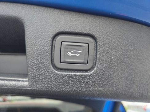 New 2026 Chevrolet Blazer EV LT image 8