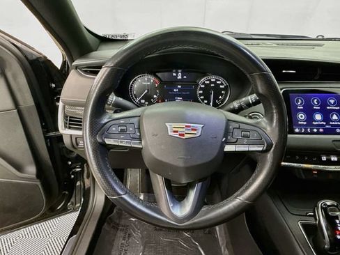 Used 2020 Cadillac XT4 Sport w/ Driver Awareness Package FWD image 12