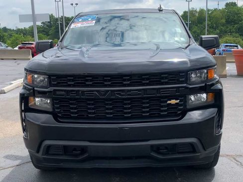 Certified 2021 Chevrolet Silverado 1500 Custom AWD/4WD image 3
