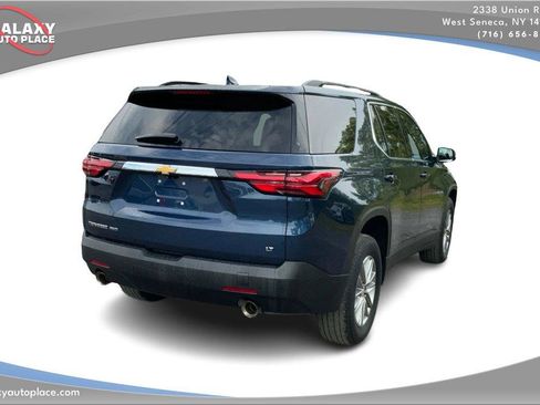 Used 2023 Chevrolet Traverse LT AWD/4WD image 5