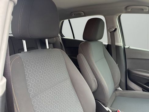 Used 2020 Chevrolet Trax LS w/ Tint and Cruise Package image 15