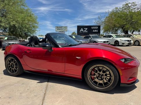Used 2016 MAZDA MX-5 Miata Club RWD image 5