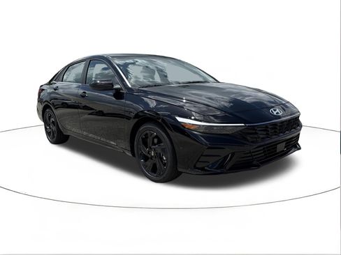 New 2026 Hyundai Elantra SEL Sport FWD image 1