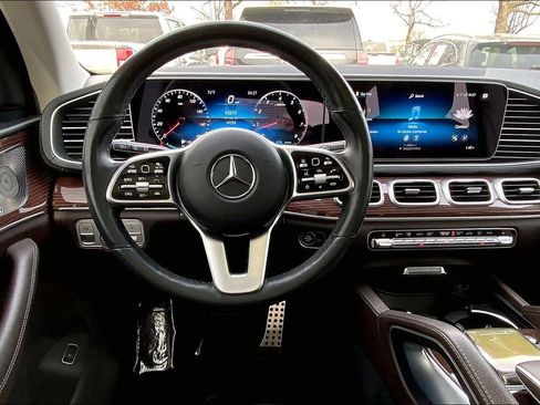 Used 2022 Mercedes-Benz GLS 450 4MATIC image 6
