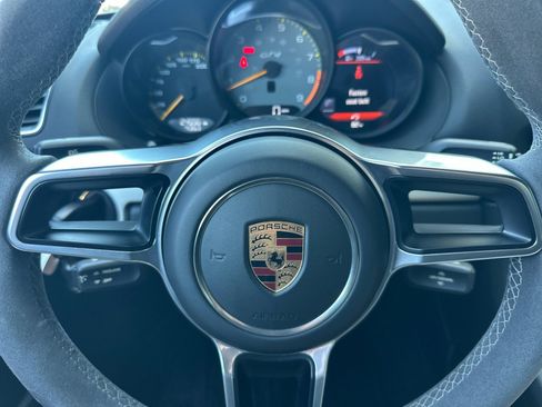 Used 2016 Porsche Cayman GT4 RWD image 18