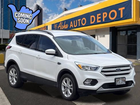 Used 2018 Ford Escape SE w/ SE Sync 3 Package FWD image 6