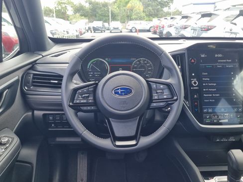 Used 2025 Subaru Forester Premium AWD/4WD image 15