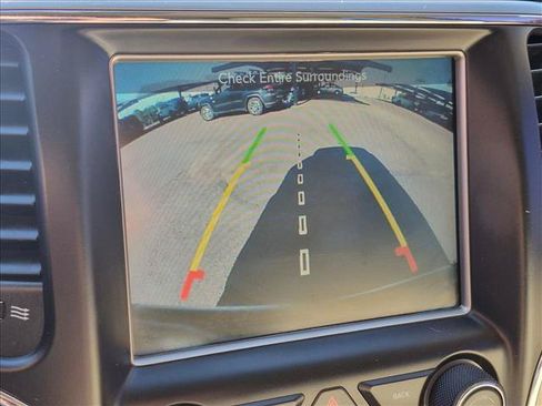 Used 2015 Jeep Grand Cherokee Limited w/ Trailer Tow Group IV AWD/4WD image 15
