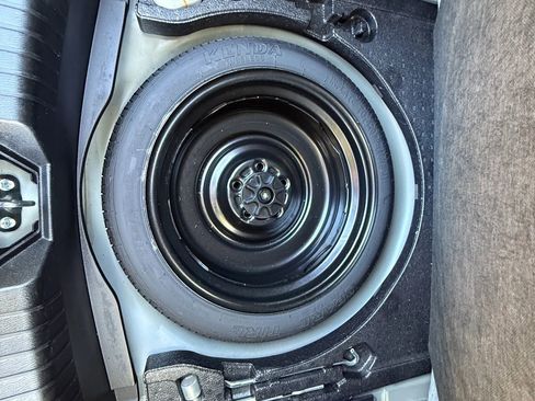 Used 2017 MAZDA MAZDA6 Touring image 24