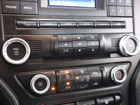 Used 2018 Ford Mustang Coupe image 20