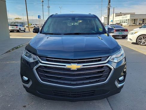 Used 2021 Chevrolet Traverse LT image 8