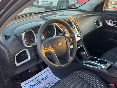Used 2016 Chevrolet Equinox LS FWD image 11