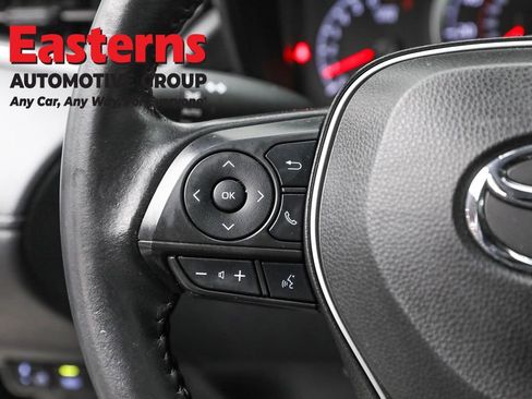 Used 2022 Toyota Corolla Cross LE image 15