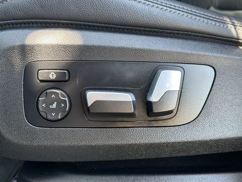 Used 2022 BMW X5 xDrive40i w/ Premium Package image 15