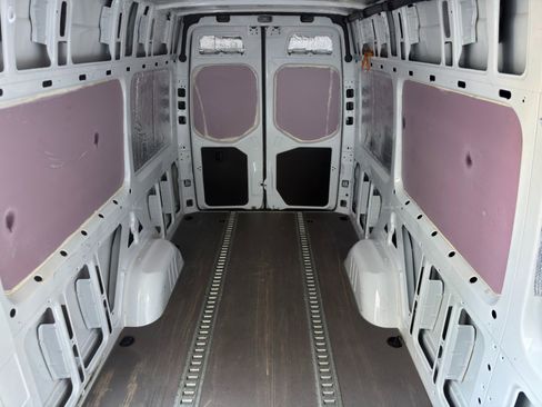 Used 2023 Mercedes-Benz Sprinter 2500 image 27