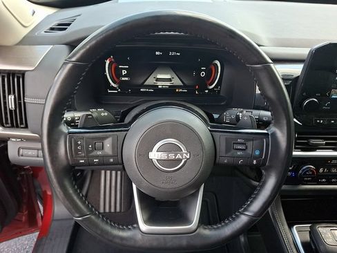 Used 2023 Nissan Pathfinder Platinum w/ Lighting Package (N93) AWD/4WD image 21