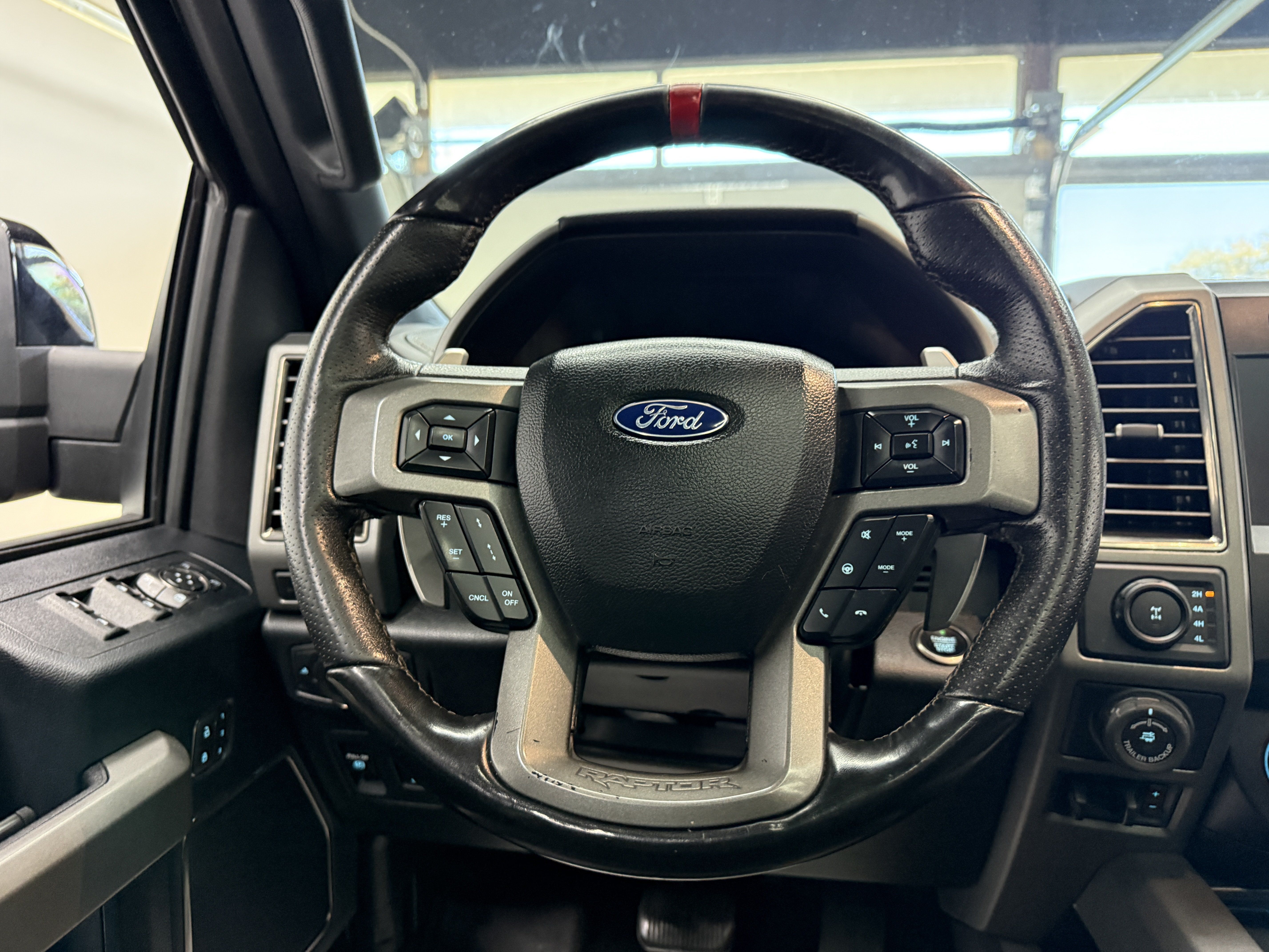 Used 2020 Ford F150 Raptor w/ Equipment Group 802A Luxury AWD/4WD image 13