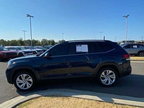 Used 2021 Volkswagen Atlas SE w/ Panoramic Sunroof Package AWD/4WD image 4
