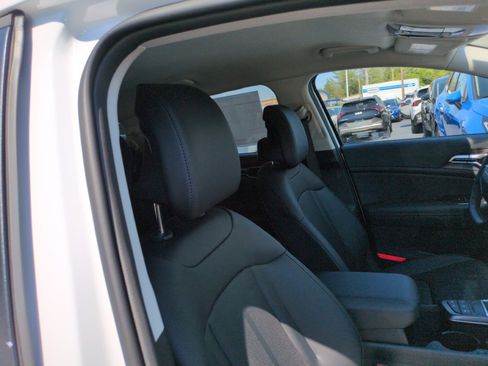 New 2026 Kia Sportage EX FWD image 46